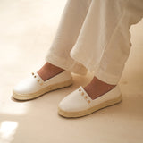 Elan White-Slipons