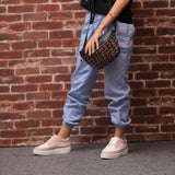 Jaka Sneakers